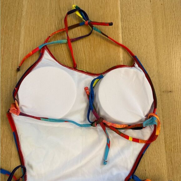 Colorful sexy one piece bathing suit - Picture 5 of 7